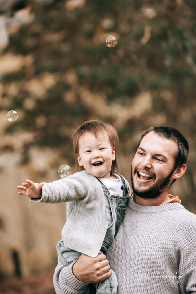 extended family photography session in Brisbane